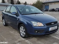 Albastru Utilizat 2007 Ford Focus Trend Berlinǎ | 2.400 EUR (Preț OK)
