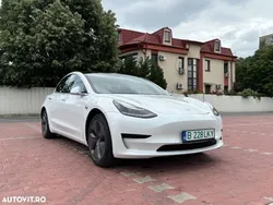 Alb Utilizat 2019 Tesla Model 3 Berlinǎ | 18.200 EUR (Preț OK)