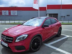 Culoarerosu Utilizat 2018 Mercedes GLA220 SUV | 19.900 EUR (Preț bun)