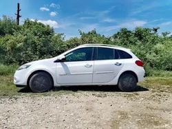 Utilizat 2012 Renault Clio IV Berlinǎ | 2.300 EUR (Super Preț)