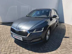 Gri inchis metalic Utilizat 2021 Skoda Octavia Break | 19.327 EUR (Puțin scump)