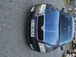 Gri Utilizat 2009 Skoda Octavia Berlinǎ | 2.450 EUR (Preț bun)