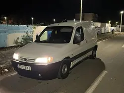 Alb Utilizat 2001 Citroën Berlingo Monovolum | 600 EUR