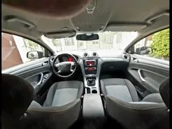 Negru Utilizat 2013 Ford Mondeo Hatchback | 3.900 EUR (Preț bun)