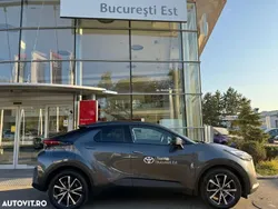 Gri Nouă 2024 Toyota C-HR SUV | 38.000 EUR
