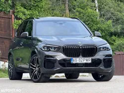 Gri Utilizat 2023 BMW X5 M Sport SUV | 64.130 EUR (Preț bun)