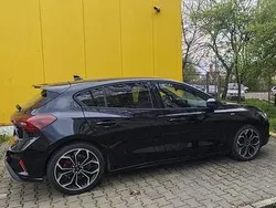 Negru Utilizat 2023 Ford Focus Hatchback | 15.990 EUR (Preț OK)
