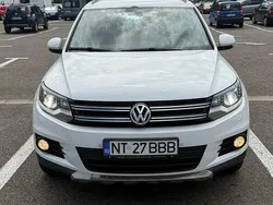 Culoarealb Utilizat 2013 VW Tiguan SUV | 13.000 EUR (Preț OK)