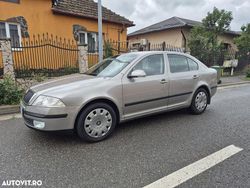 Culoaremaro Utilizat 2008 Skoda Octavia Hatchback | 2.750 EUR (Preț OK)