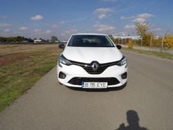 Utilizat 2022 Renault Clio V Hatchback | 13.950 EUR