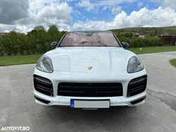 Alb Utilizat 2022 Porsche Cayenne SUV | 75.000 EUR (Preț OK)