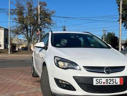 Culoarealb Utilizat 2015 Opel Astra Edition Break | 4.950 EUR (Preț bun)