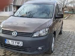 Maro Utilizat 2011 VW Caddy Monovolum | 7.800 EUR (Puțin scump)