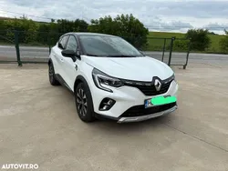 Culoarealb Utilizat 2023 Renault Captur Techno SUV | 21.900 EUR