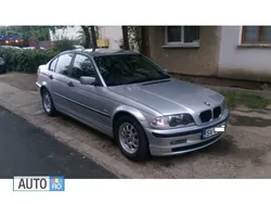Argintiu Utilizat 2000 BMW 318 | 1.100 EUR