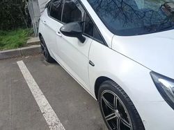 Alb Utilizat 2017 Opel Astra Hatchback | 8.150 EUR (Puțin scump)
