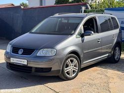 Gri Utilizat 2004 VW Touran Trendline Monovolum | 2.900 EUR