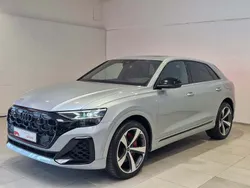 Gri deschis metalic perleffect Nouă 2025 Audi Q8 SUV | 98.600 EUR