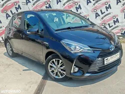 Negru Utilizat 2018 Toyota Yaris Hybrid Team | 11.950 EUR