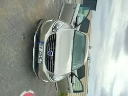 Gri Utilizat 2015 Volvo XC60 SUV | 17.450 EUR (Scump)