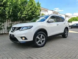 Alb Utilizat 2016 Nissan X-Trail Tekna SUV | 10.999 EUR (Preț bun)