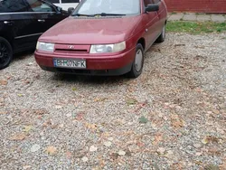 Utilizat 2002 Lada 110 Berlinǎ | 1.300 EUR