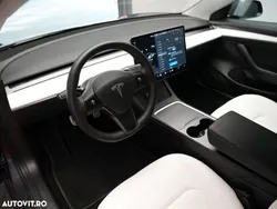 Gri Utilizat 2021 Tesla Model 3 Berlinǎ | 27.400 EUR