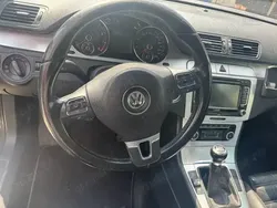 Gri Utilizat 2010 VW Passat Berlinǎ | 2.750 EUR (Super Preț)