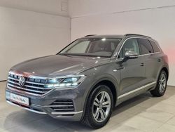 Gri Utilizat 2022 VW Touareg Elegance SUV | 52.823 EUR (Scump)