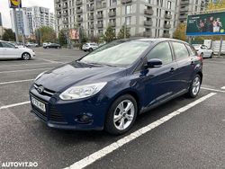 Culoarealbastru Utilizat 2012 Ford Focus Trend Hatchback | 5.600 EUR (Preț OK)