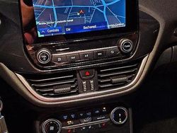 Culoarealb Utilizat 2021 Ford Puma Titanium Hatchback | 15.200 EUR