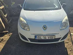 Culoarealb Utilizat 2008 Renault Twingo Authentique Hatchback | 2.500 EUR
