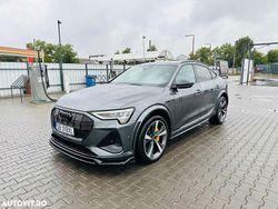 Culoaregri Utilizat 2023 Audi e-tron Sportback Sport SUV | 39.900 EUR