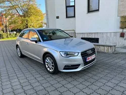 Utilizat 2014 Audi A3 Berlinǎ | 9.890 EUR (Preț OK)
