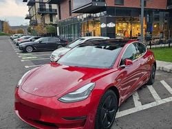 Culoarerosu Utilizat 2019 Tesla Model 3 Berlinǎ | 19.500 EUR (Preț bun)