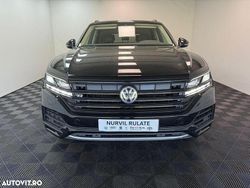 Culoarenegru Utilizat 2020 VW Touareg Elegance SUV | 30.553 EUR (Super Preț)