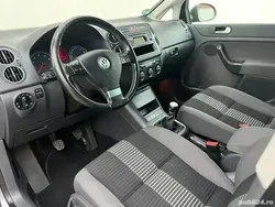 Utilizat 2009 VW Golf Plus Cross Monovolum | 3.100 EUR