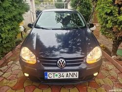 Albastru Utilizat 2008 VW Golf V Hatchback | 3.950 EUR (Preț OK)