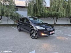 Culoarenegru Utilizat 2014 Ford Kuga Titanium SUV | 9.599 EUR (Preț OK)
