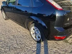 Culoarenegru Utilizat 2008 Ford Focus Trend Hatchback | 3.600 EUR (Scump)