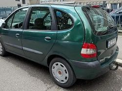 Utilizat 2002 Renault Scénic Monovolum | 800 EUR
