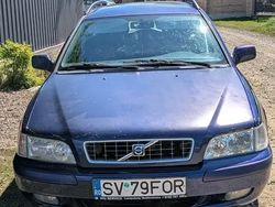 Albastru Utilizat 2004 Volvo V40 Berlinǎ | 1.200 EUR