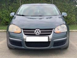 Verde Utilizat 2007 VW Jetta Berlinǎ | 3.200 EUR