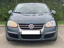 Verde Utilizat 2007 VW Jetta Berlinǎ | 3.200 EUR