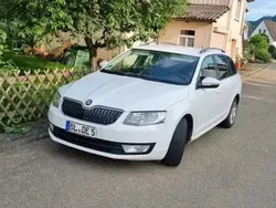 Utilizat 2014 Skoda Octavia Break | 7.299 EUR (Preț bun)