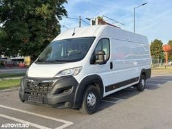 Culoarealb Utilizat 2022 Opel Movano Van | 23.980 EUR
