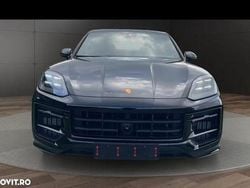 Culoarenegru Nouă 2025 Porsche Cayenne Coupe GTS Coupe | 147.499 EUR