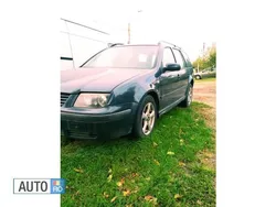 Gri Utilizat 2001 VW Bora Berlinǎ | 1.590 EUR (Super Preț)