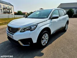Alb Utilizat 2017 Peugeot 5008 Active Monovolum | 10.350 EUR (Preț OK)