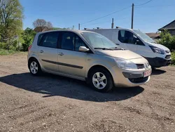 Galbeuriu Utilizat 2008 Renault Mégane III Hatchback | 2.590 EUR (Preț OK)